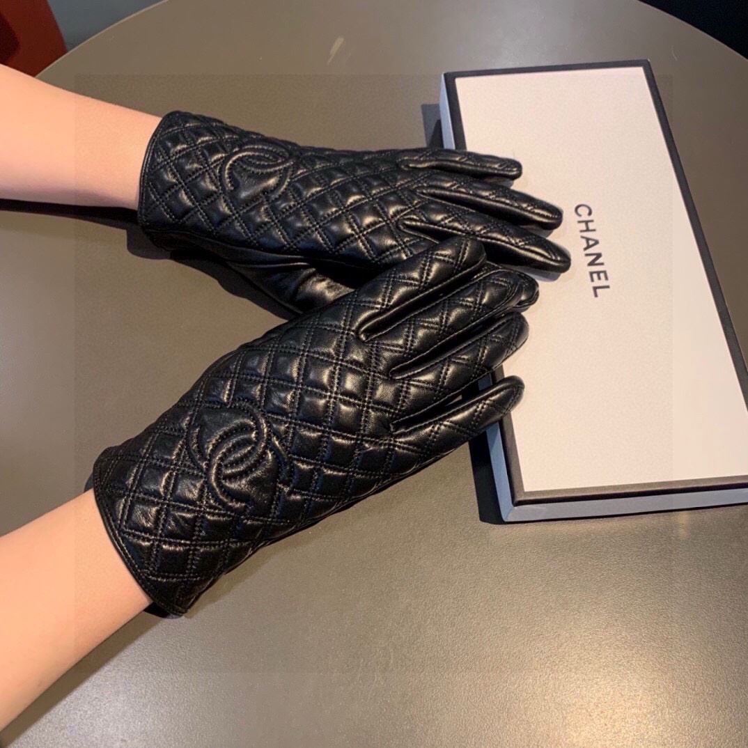 Chanel Gloves