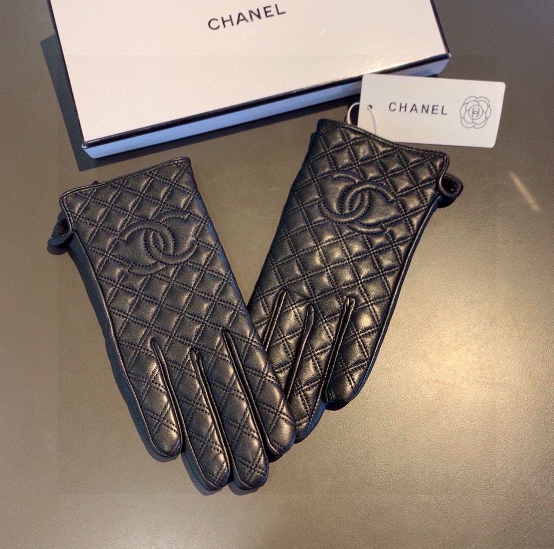 Chanel Gloves