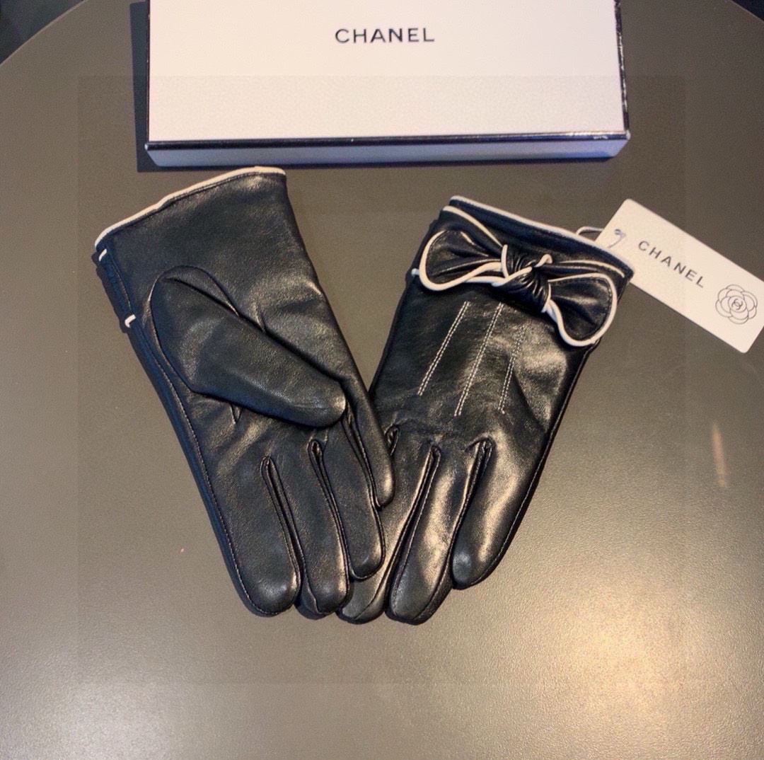 Chanel Gloves