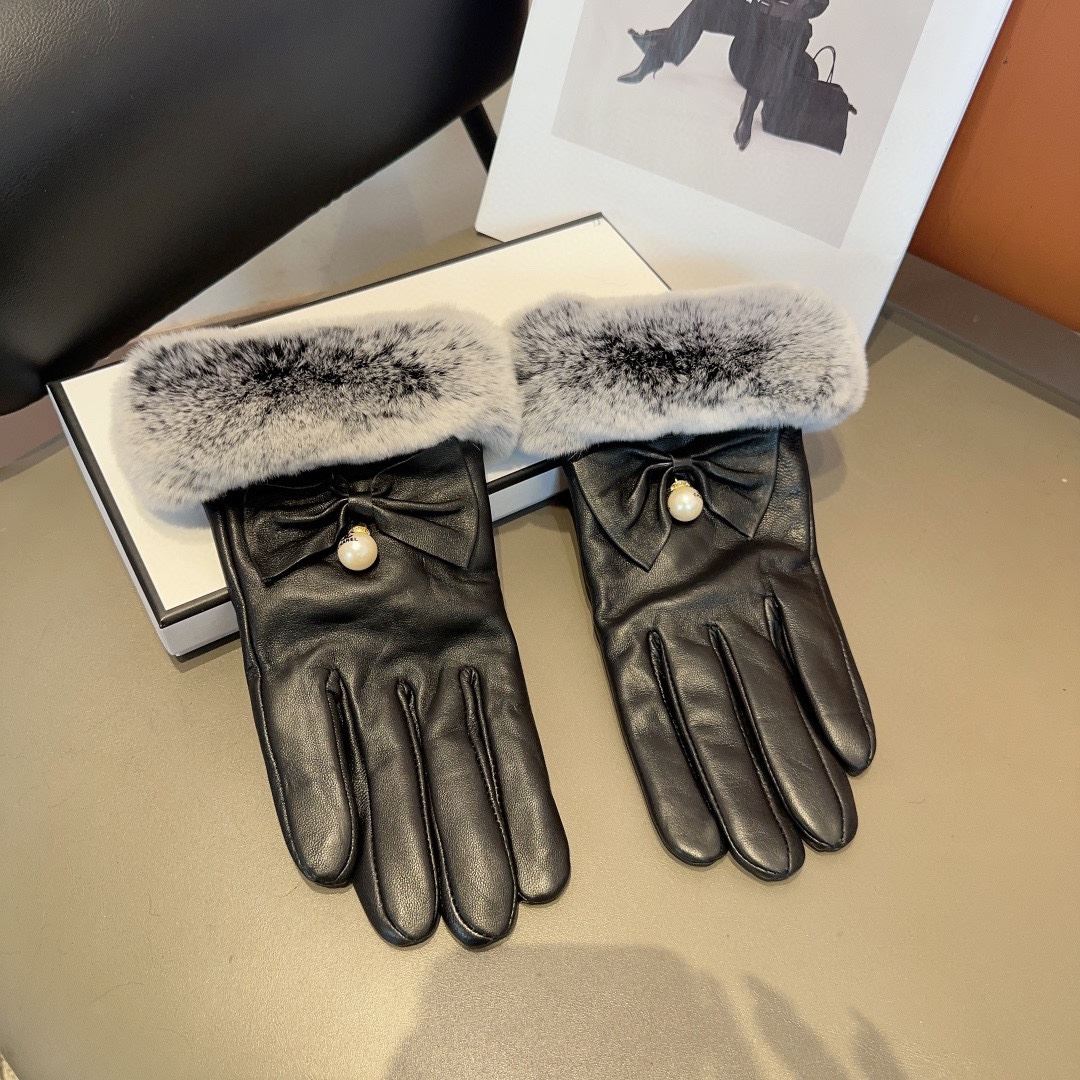 Chanel Gloves