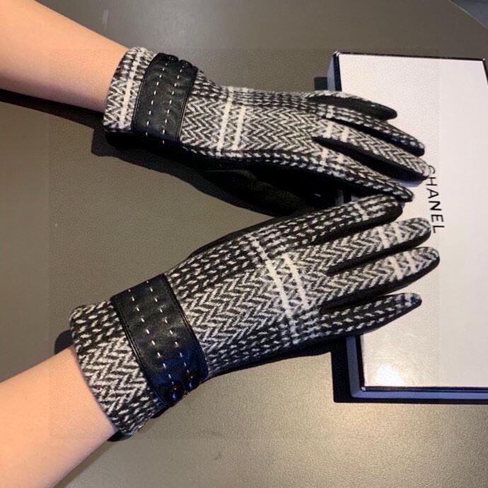 Chanel Gloves