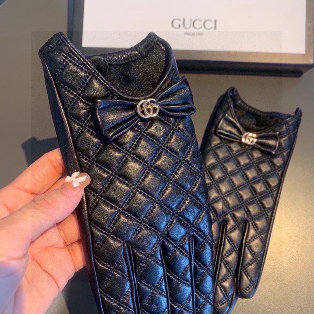 Gucci Gloves