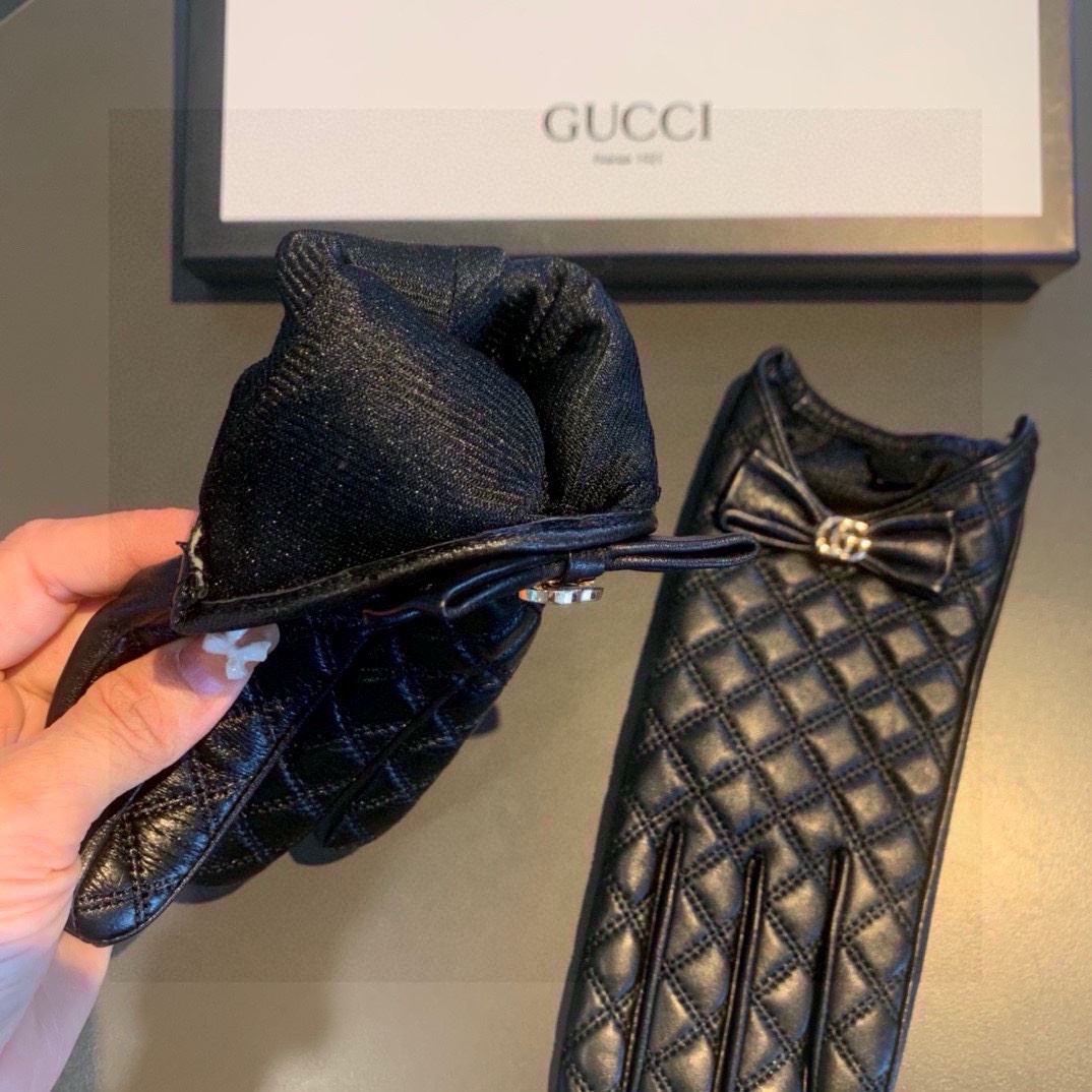 Gucci Gloves