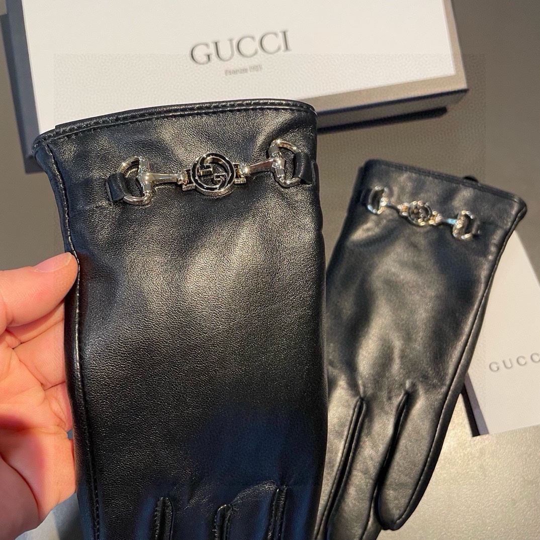 Gucci Gloves