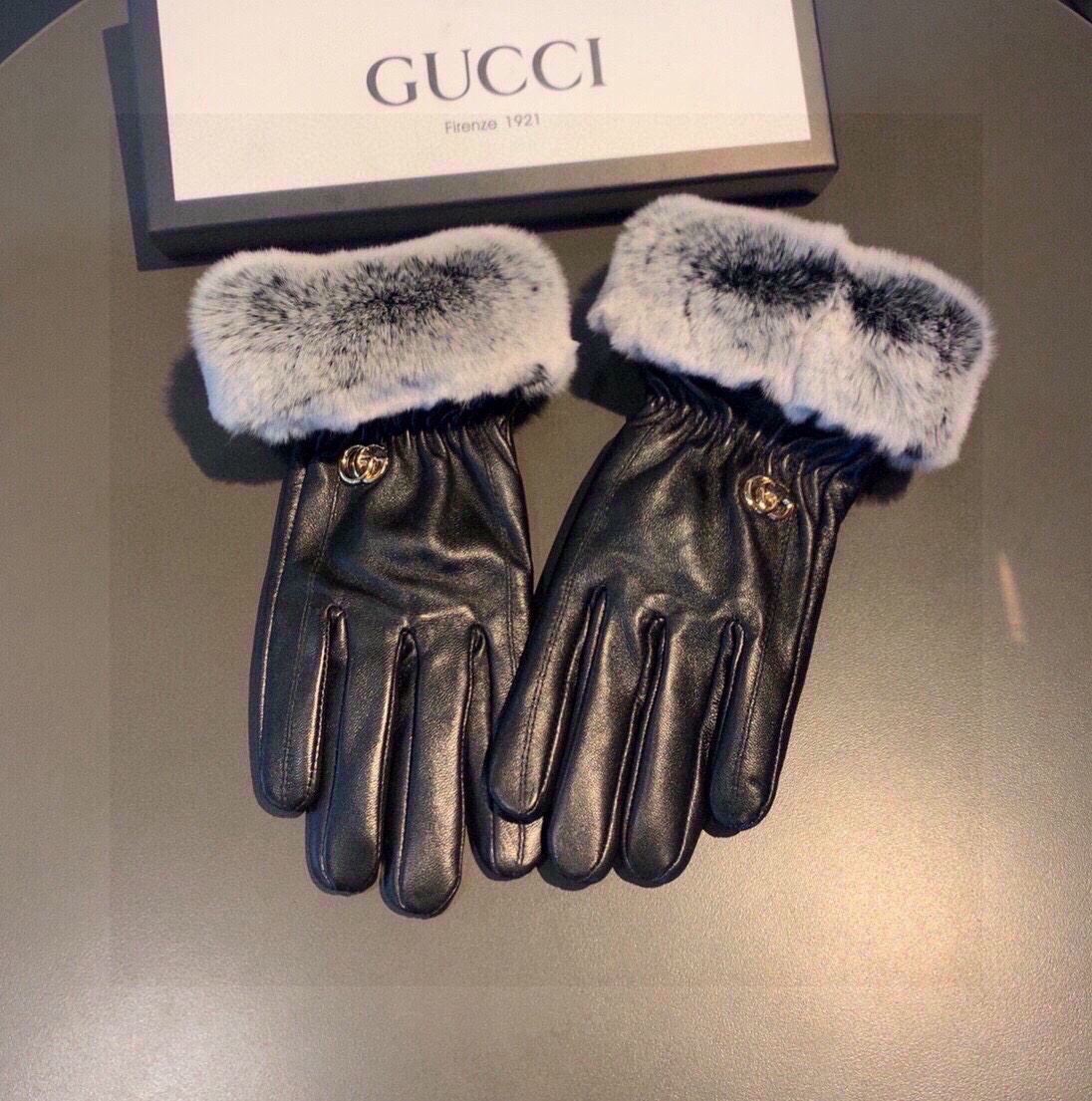 Gucci Gloves