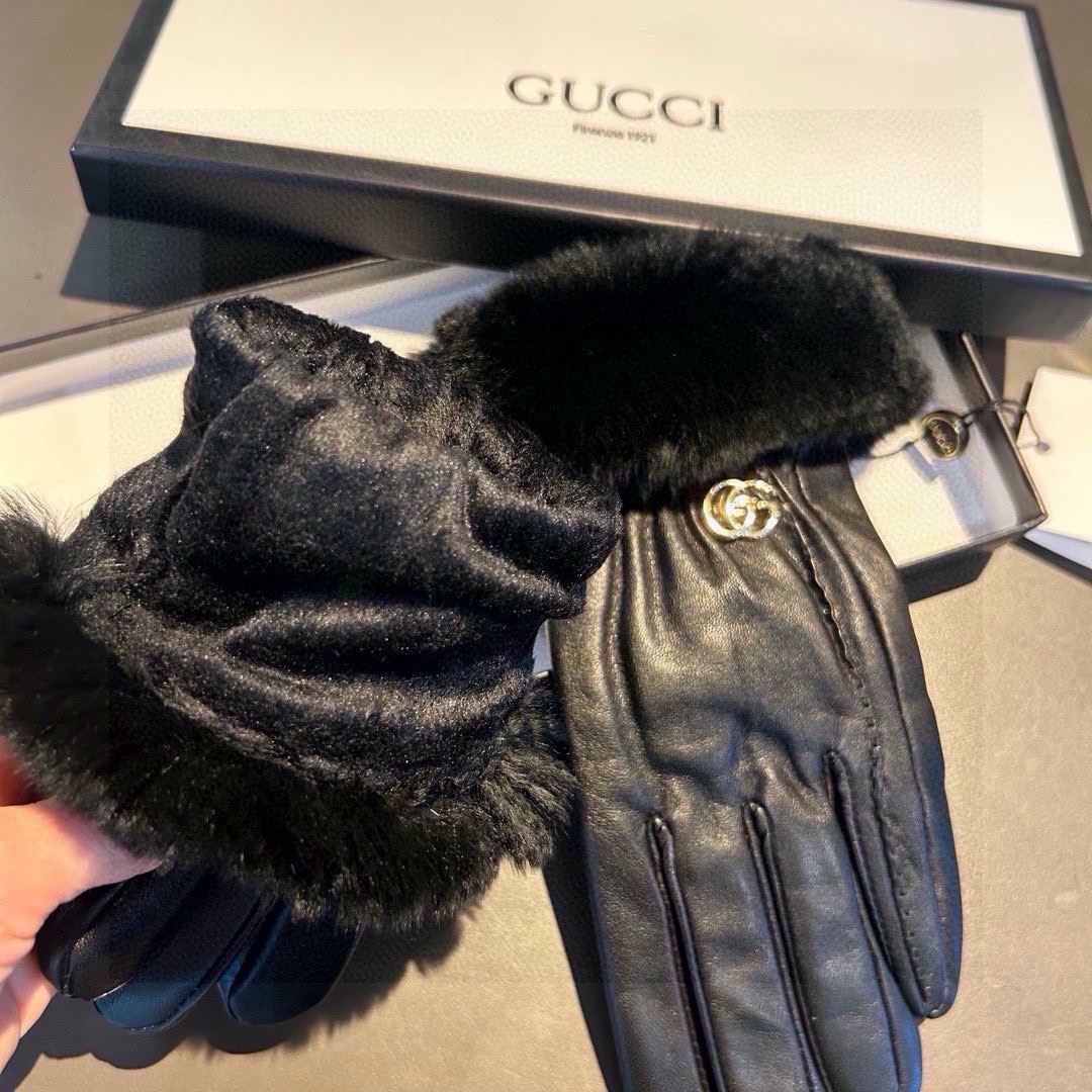 Gucci Gloves