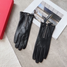 Valentino Gloves