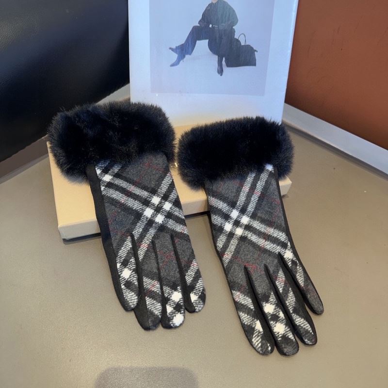 Burberry Gloves