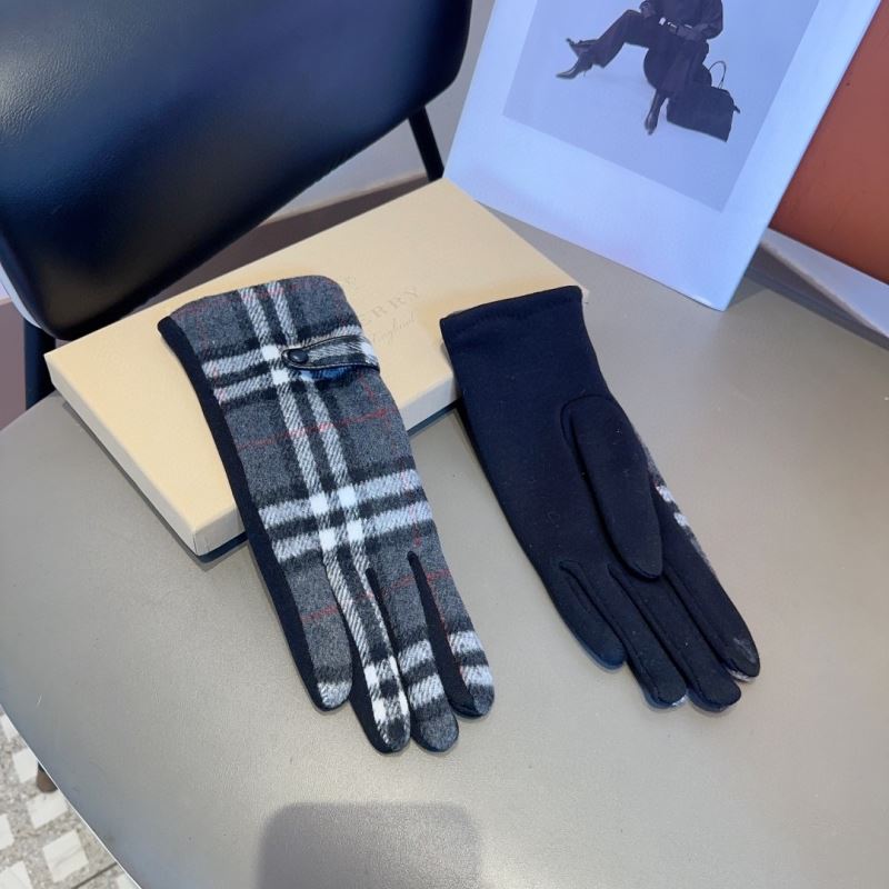 Burberry Gloves