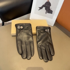 Burberry Gloves