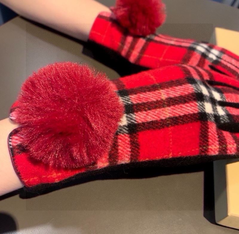 Burberry Gloves