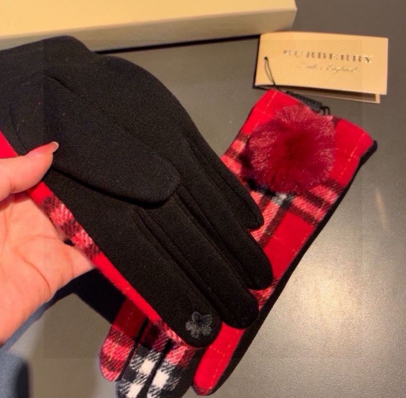 Burberry Gloves