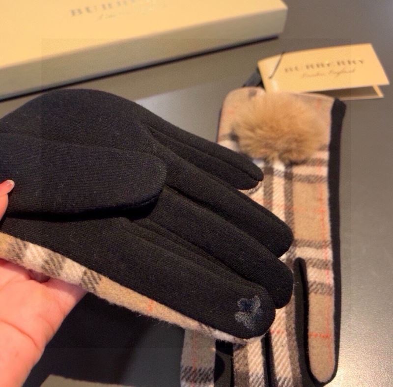 Burberry Gloves