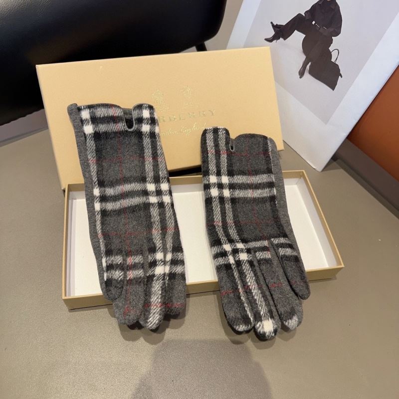 Burberry Gloves