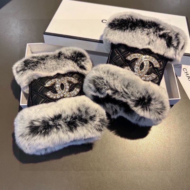 Chanel Gloves