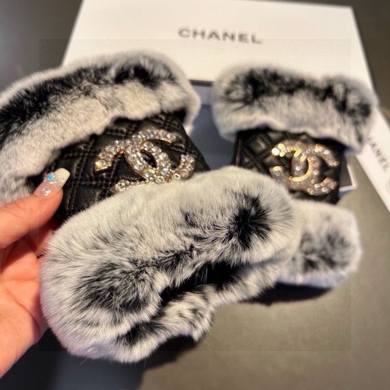 Chanel Gloves