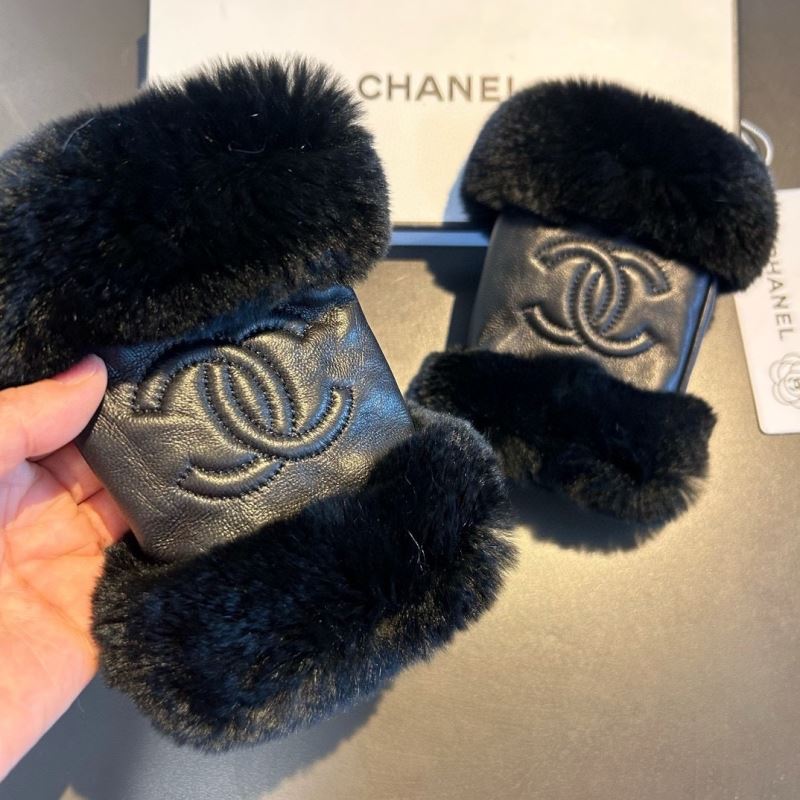 Chanel Gloves