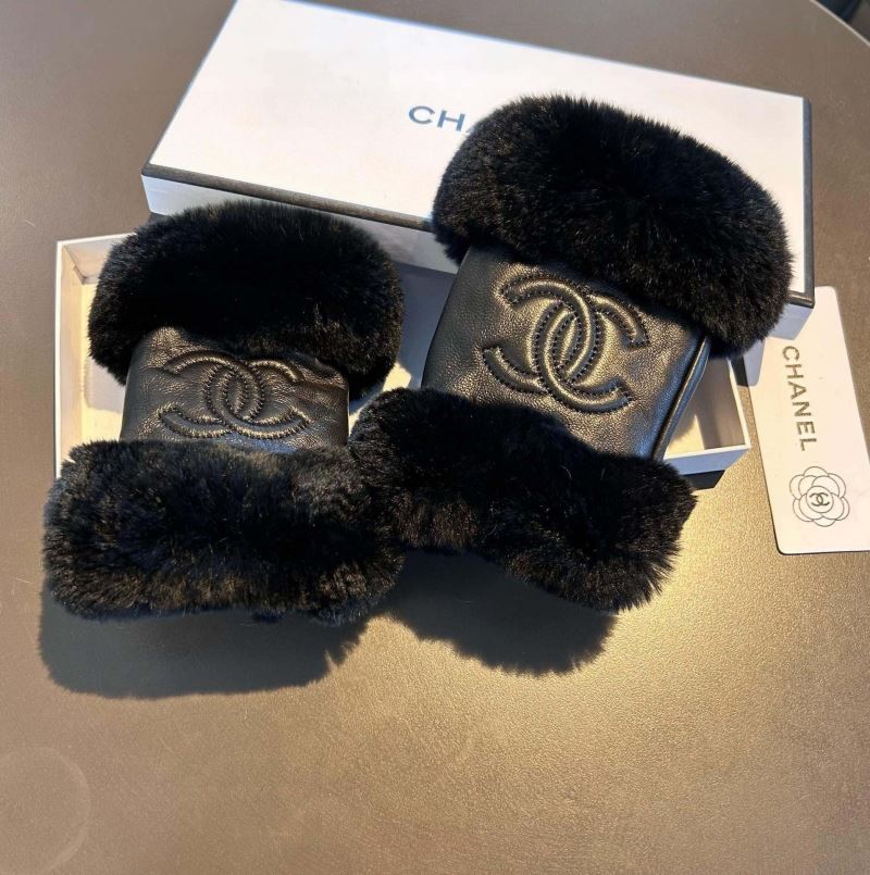 Chanel Gloves