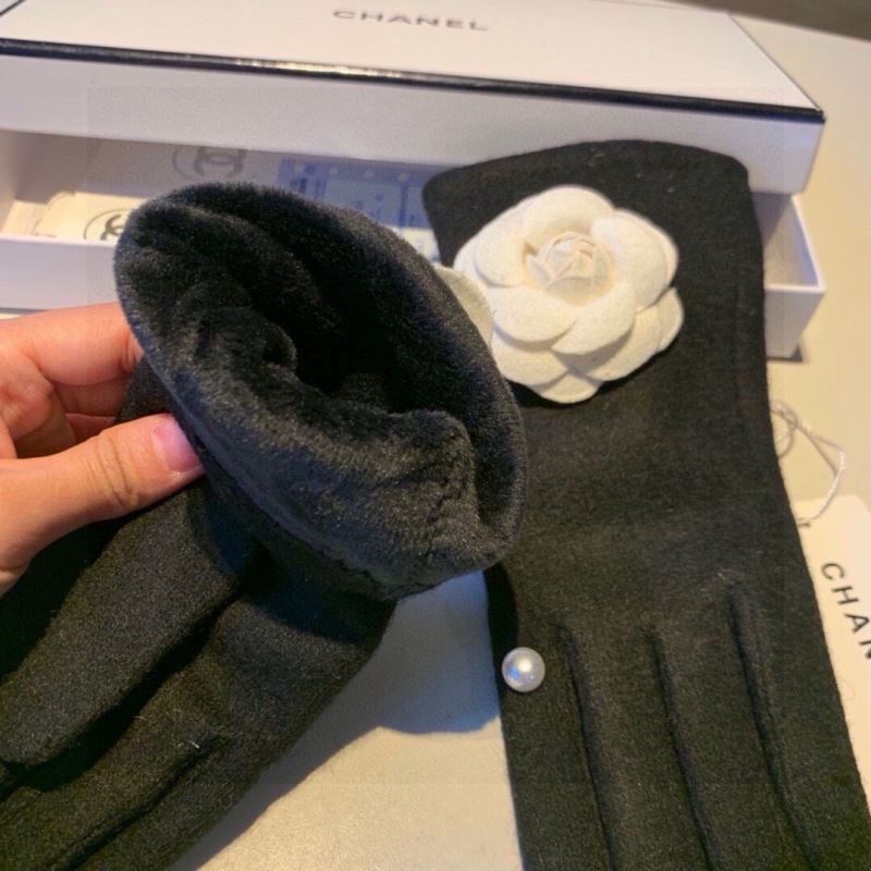 Chanel Gloves