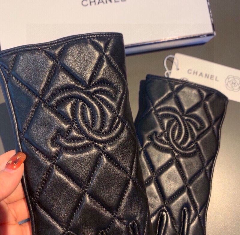 Chanel Gloves