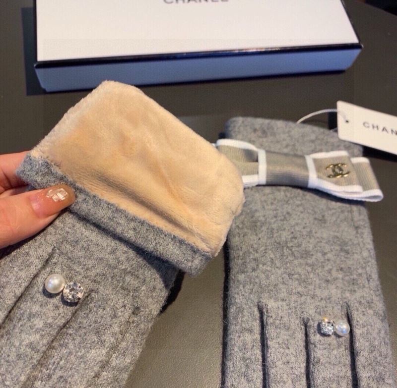 Chanel Gloves