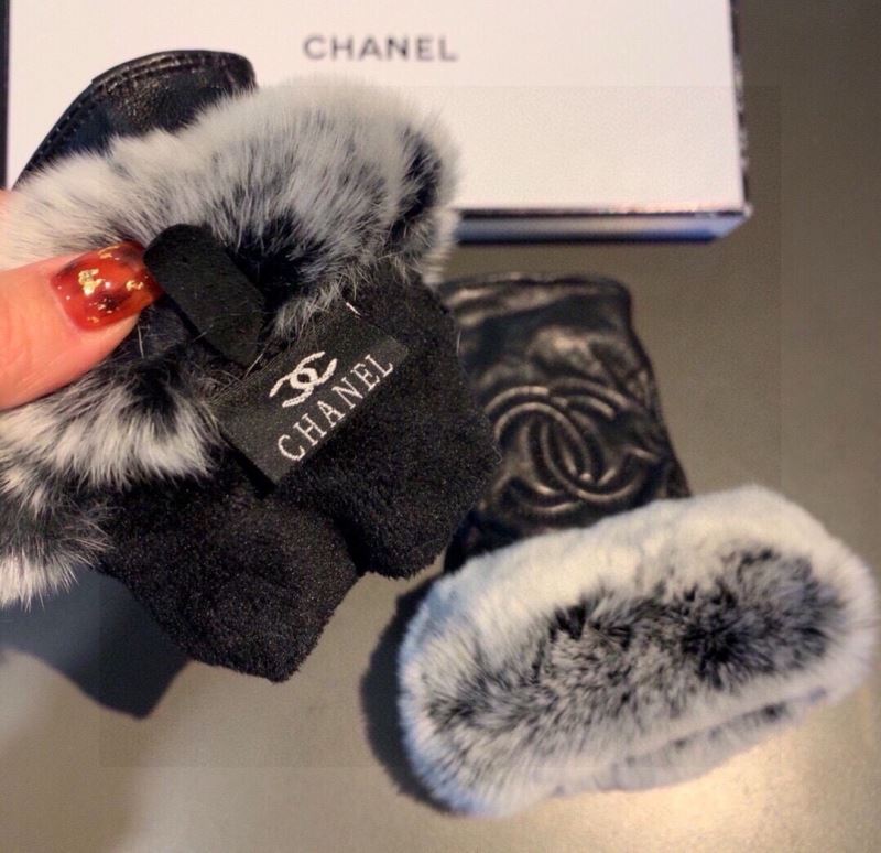 Chanel Gloves