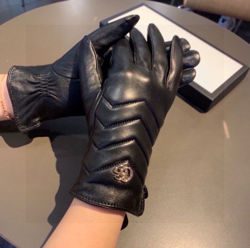 Gucci Gloves