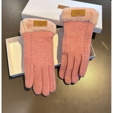 Gucci Gloves