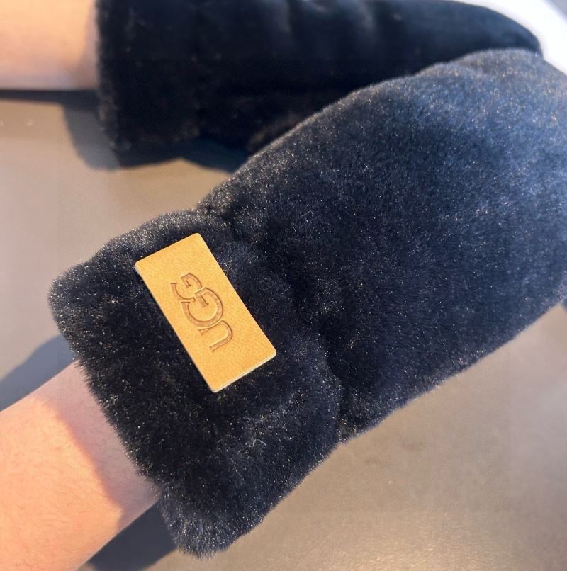 Gucci Gloves