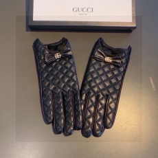 Gucci Gloves