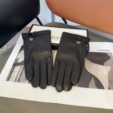 Gucci Gloves