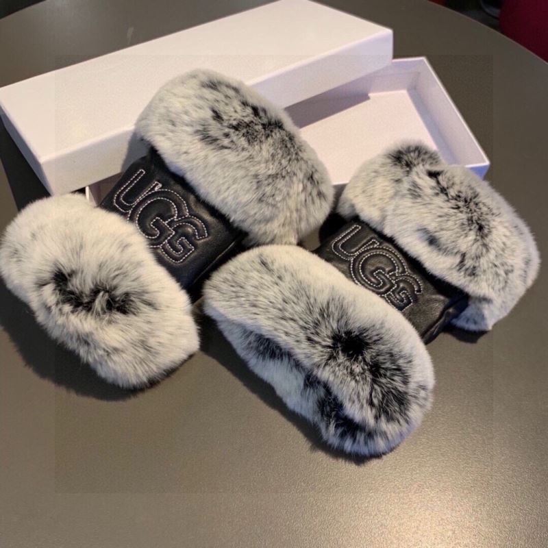 Gucci Gloves