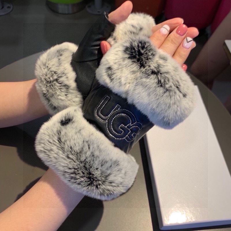 Gucci Gloves