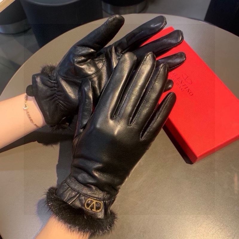 Valentino Gloves