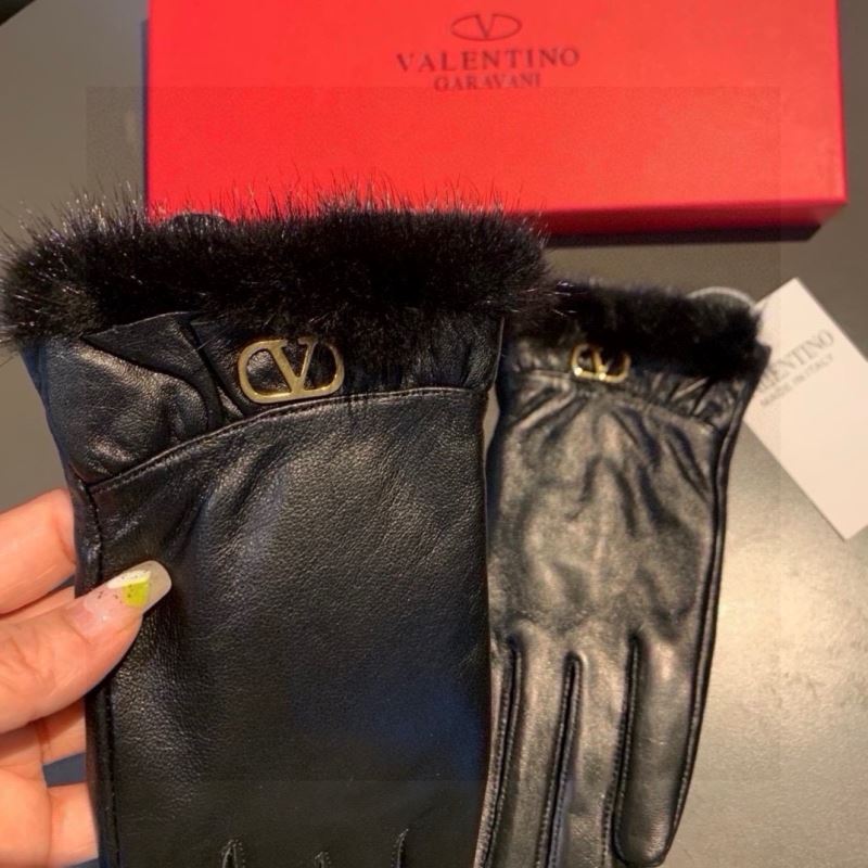 Valentino Gloves