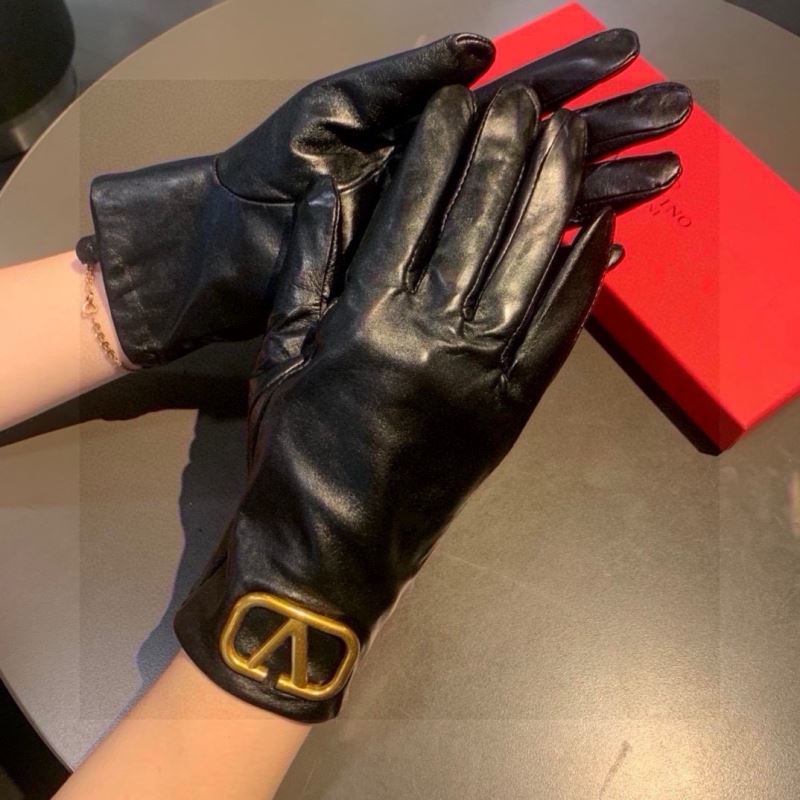 Valentino Gloves