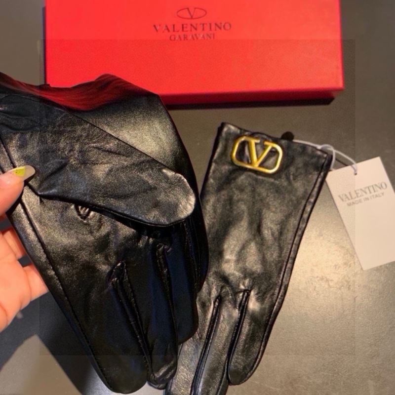 Valentino Gloves