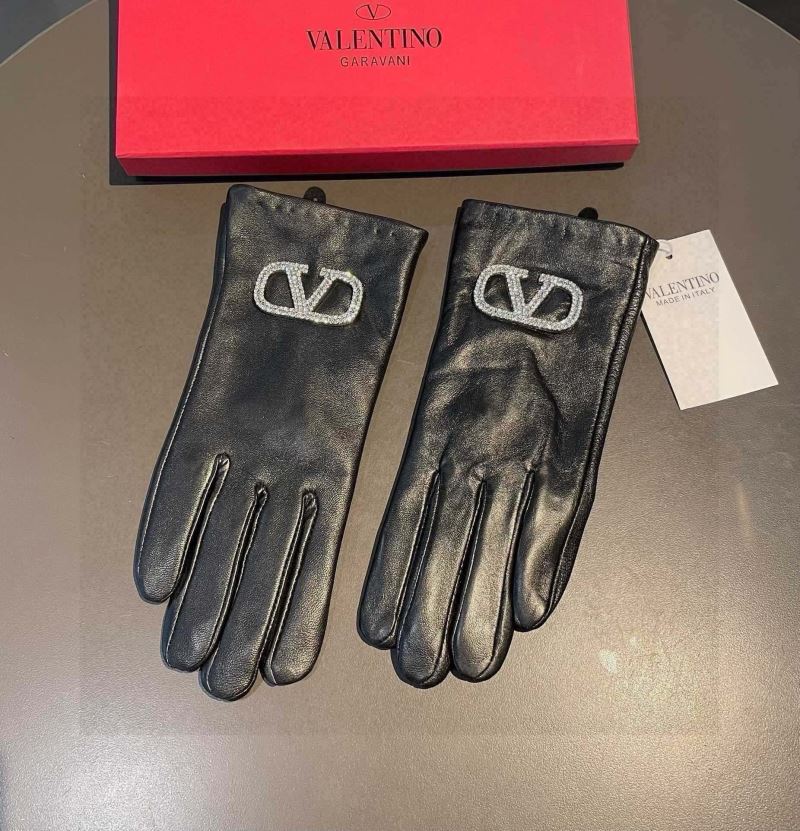 Valentino Gloves