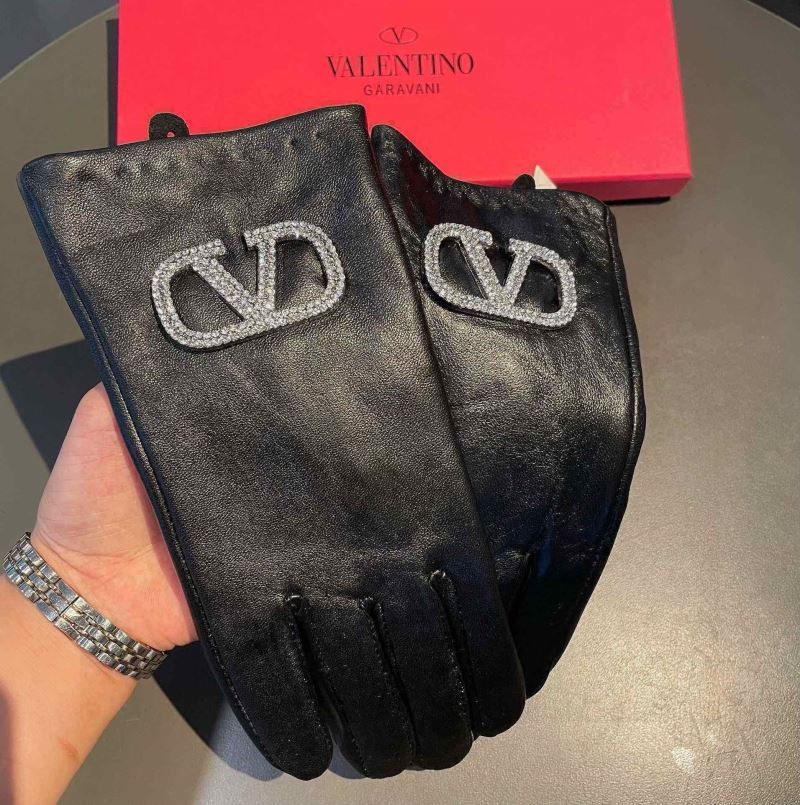 Valentino Gloves