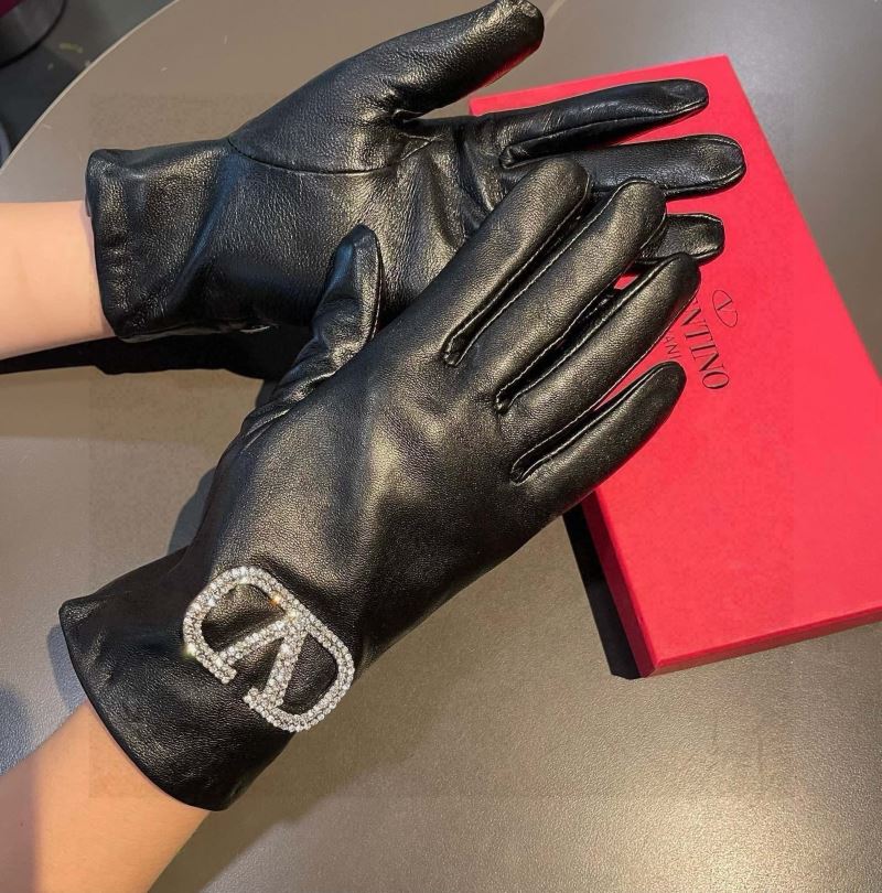 Valentino Gloves