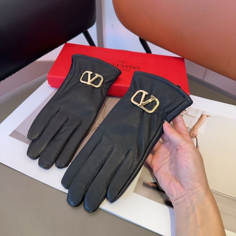 Valentino Gloves