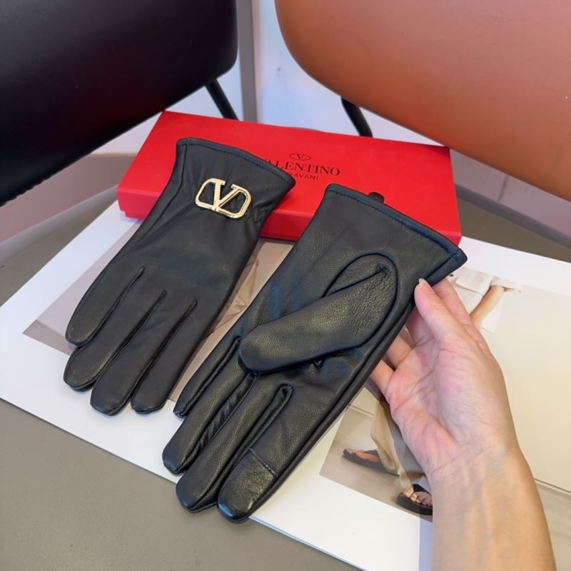 Valentino Gloves