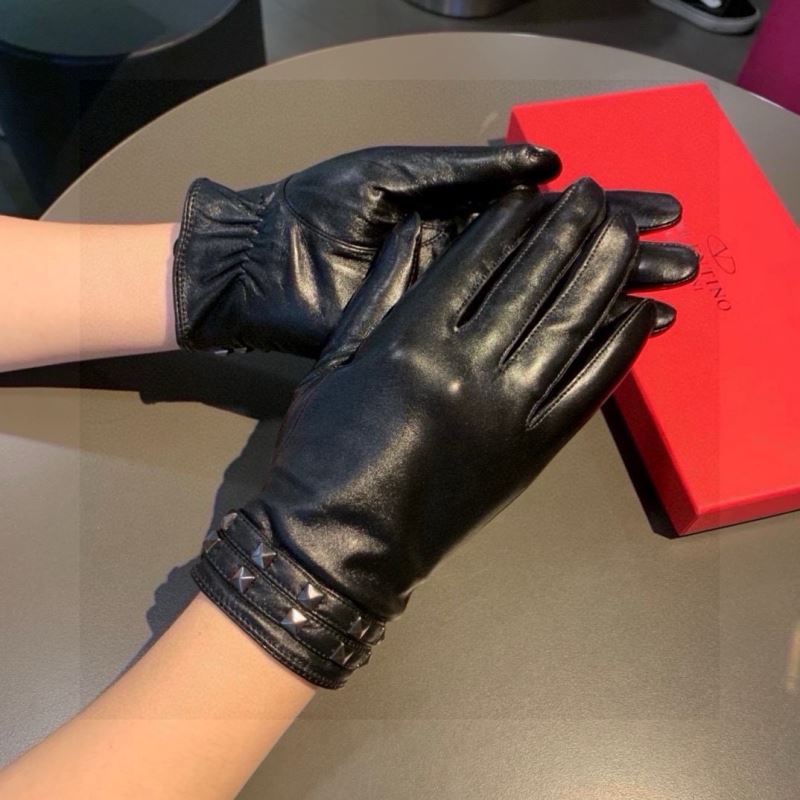 Valentino Gloves