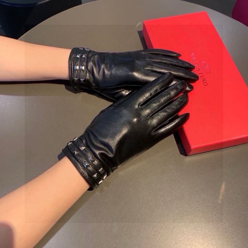 Valentino Gloves