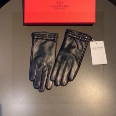 Valentino Gloves