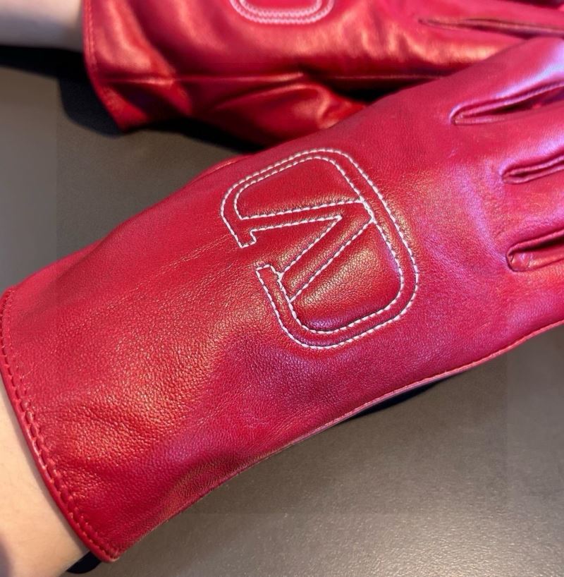 Valentino Gloves