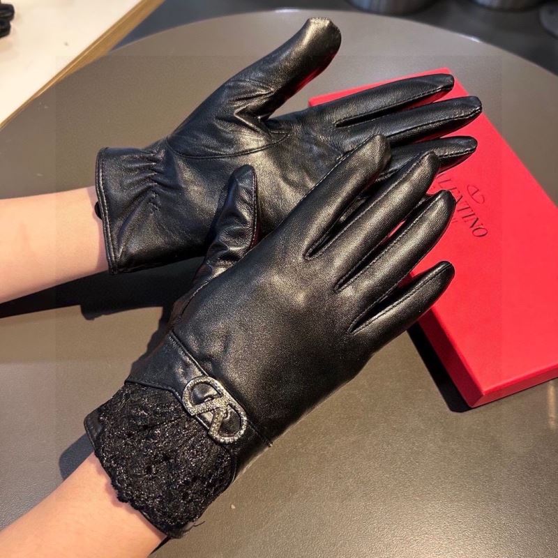 Valentino Gloves