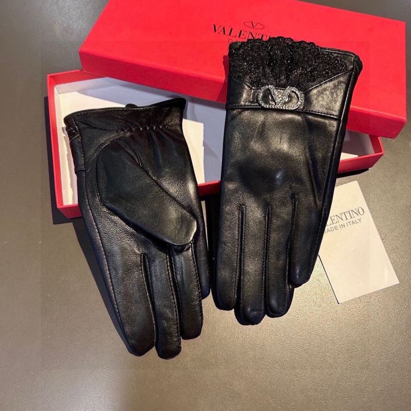 Valentino Gloves