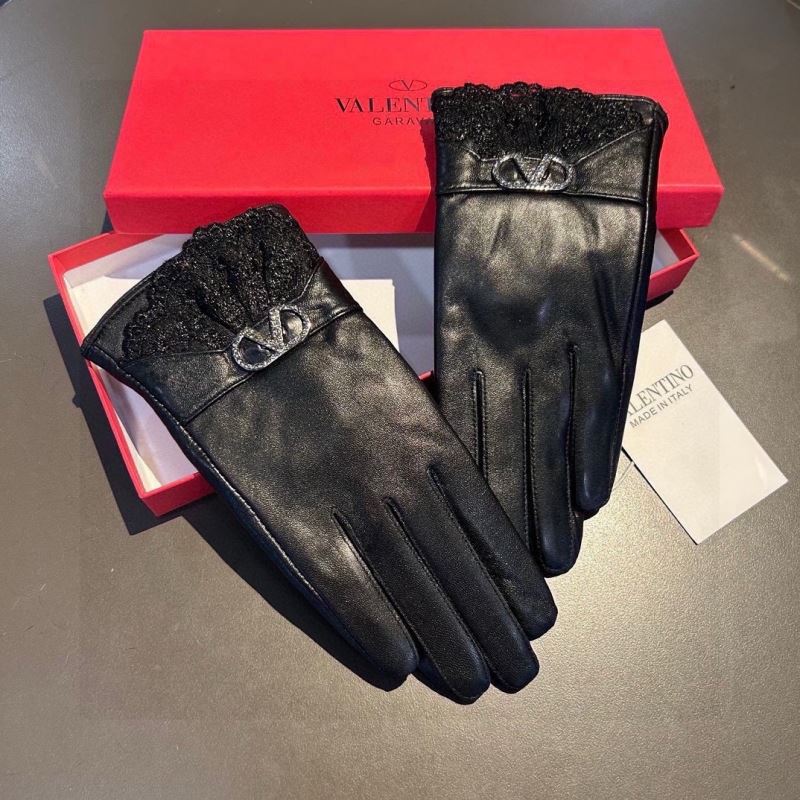 Valentino Gloves