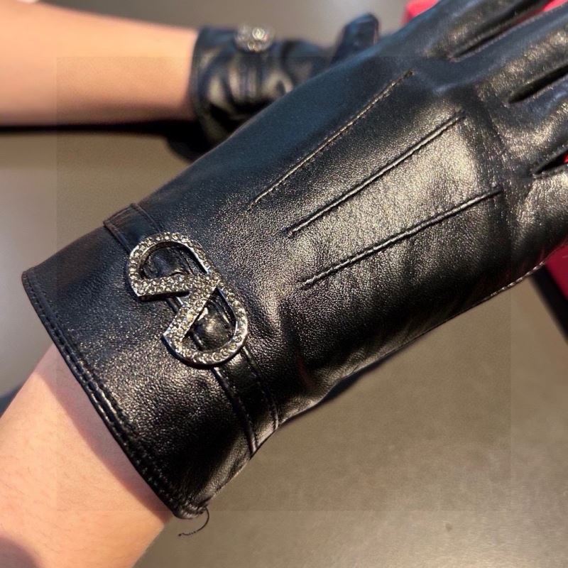 Valentino Gloves